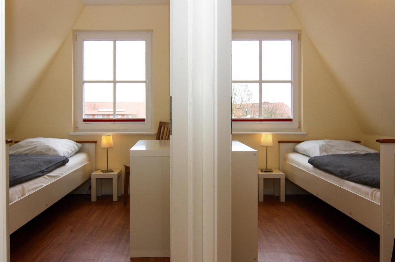 Reetdachhaus Mit Eigenem Strandkorb In Wohlenberg An Der Ostsee Extérieur photo